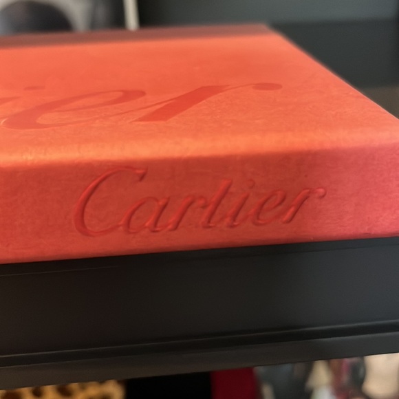 CARTIER Book - Picture 2 of 12